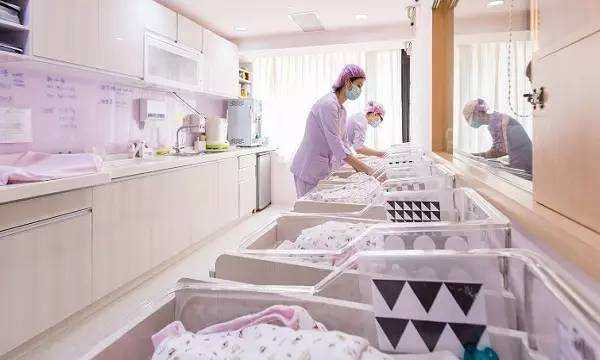 石家庄代孕网收费,石家庄做一次试管婴儿多少钱，有哪些医院能做试管婴儿。